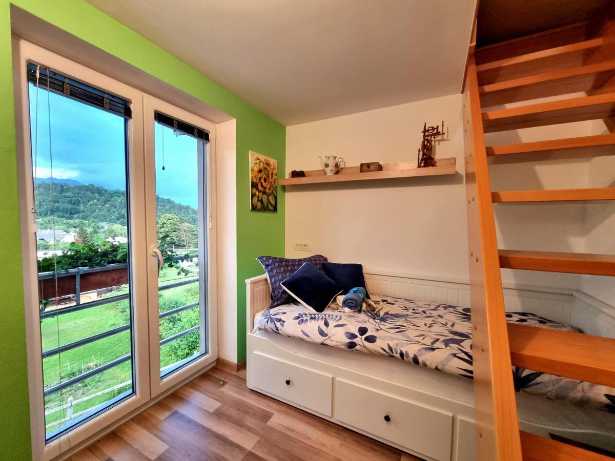 Gartnar Home -Hiska S Pridihom Domacnosti In Pogledom Na Hribe. Radovljica Eksteriør billede