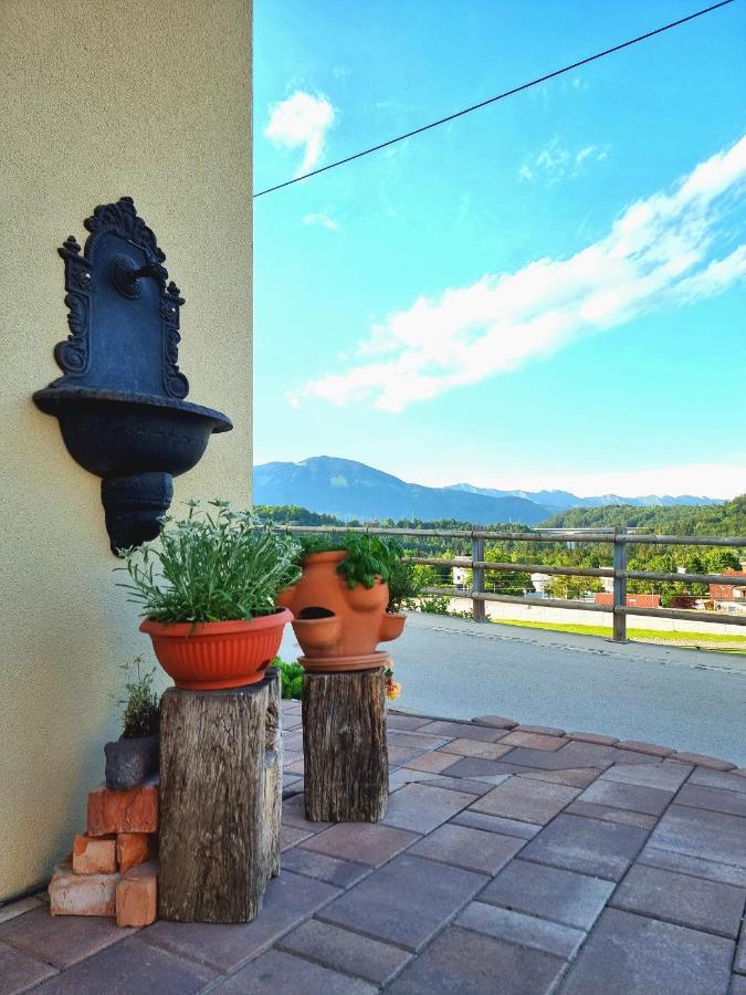 Gartnar Home -Hiska S Pridihom Domacnosti In Pogledom Na Hribe. Radovljica Eksteriør billede